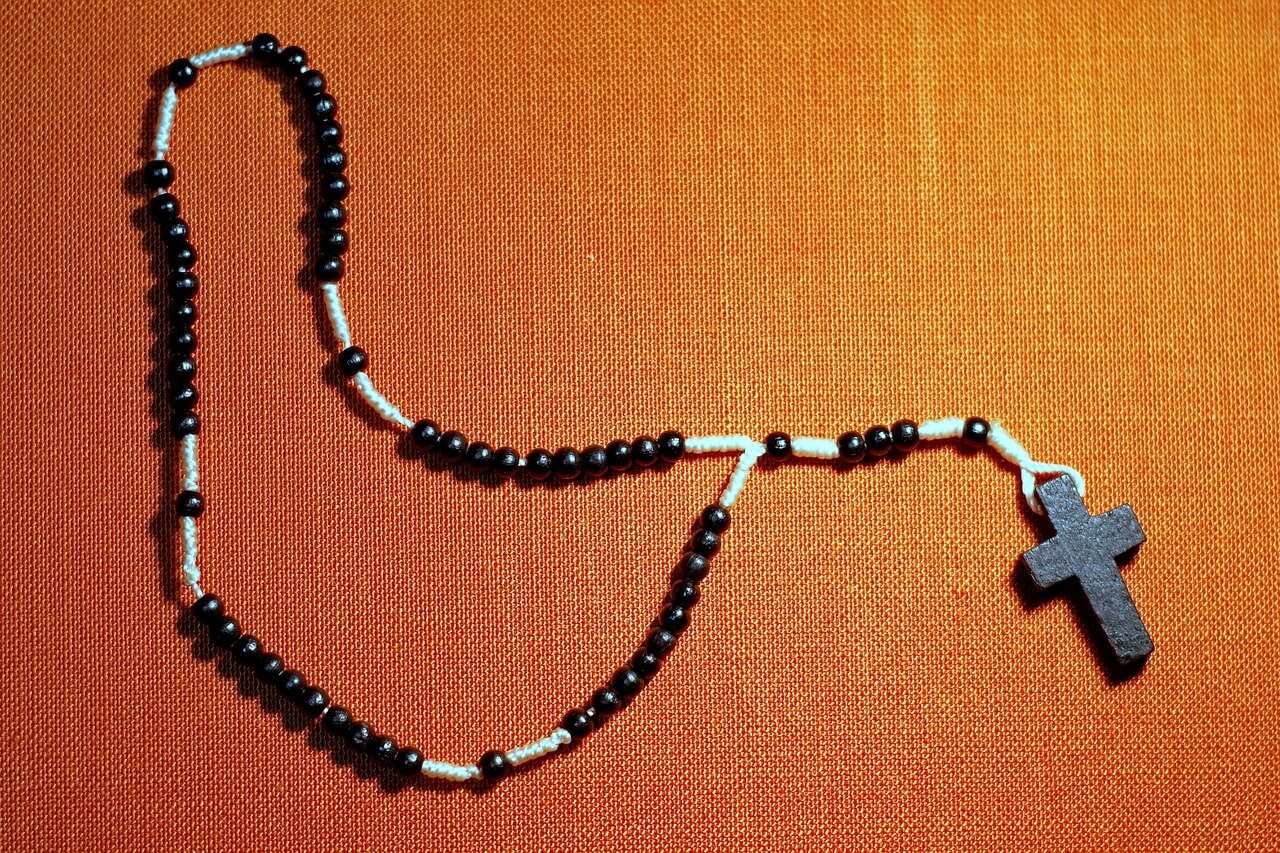 what is the purpose of the rosary