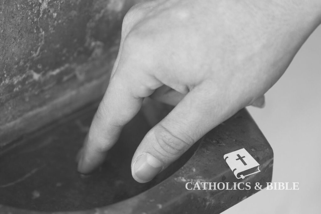 how-to-bless-an-object-with-holy-water-catholics-bible